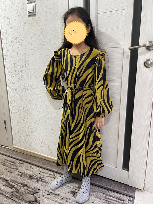 Платья праздничные