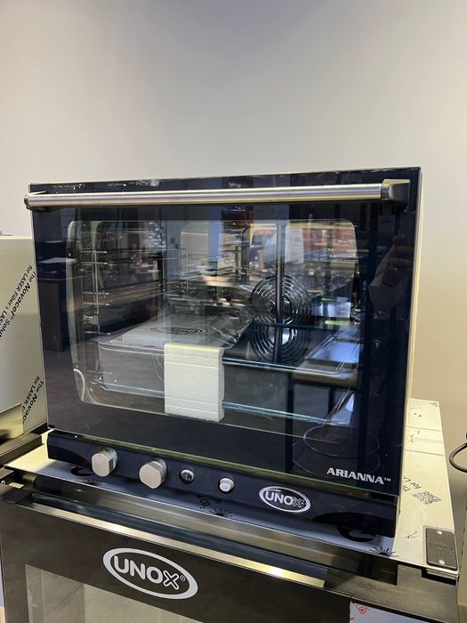 Печь конвекционная на 4 уровня загрузки UNOX XFT 133 (Италия)