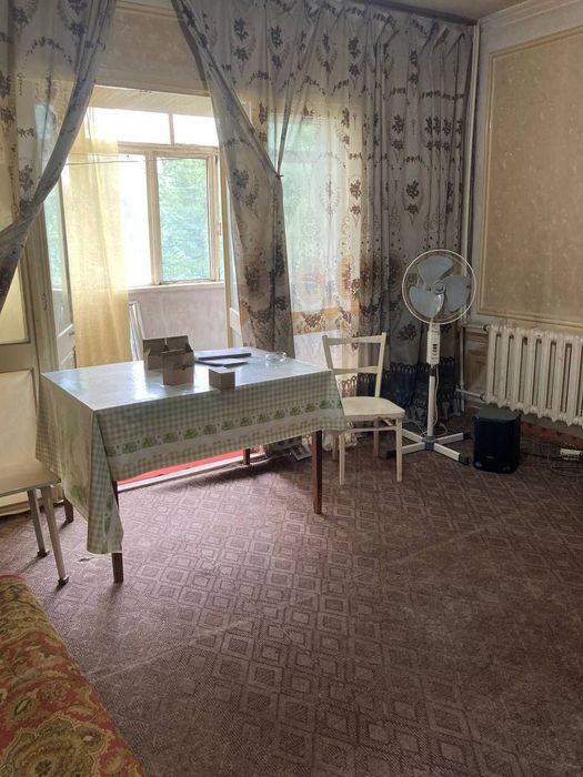 ЮА  3. 4/3/4. Рядом Мегапланет, метро