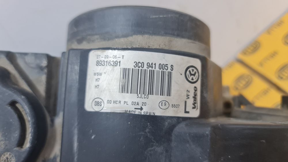 Far stanga halogen VW Passat b6 3C