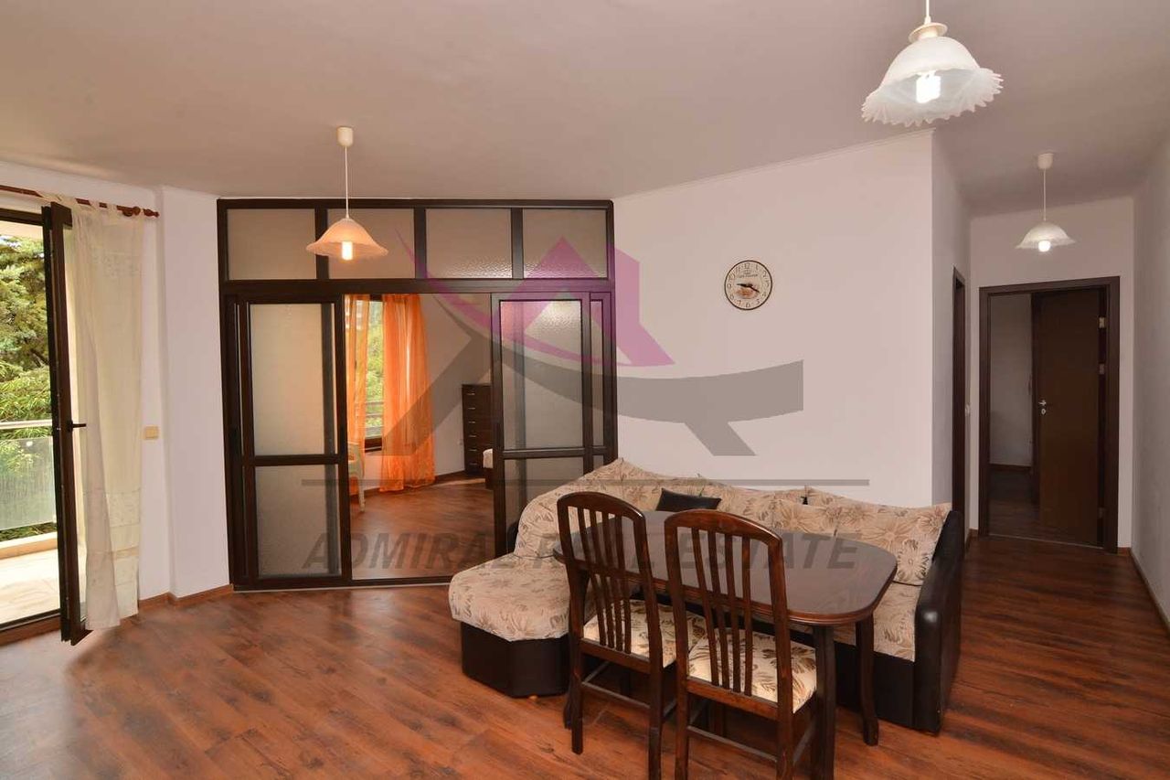 Продава се Тристаен апартамент в к.к. Св.Св. Константин и Елена - 85 кв.м за 1942 €/кв.м - Снимка #3