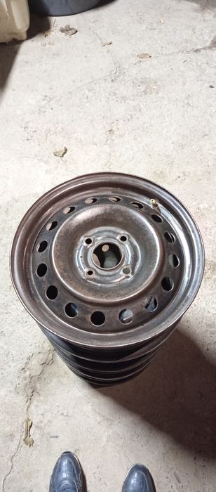 Диски штампованные mitsubishi 4х114.3 диаметр 15