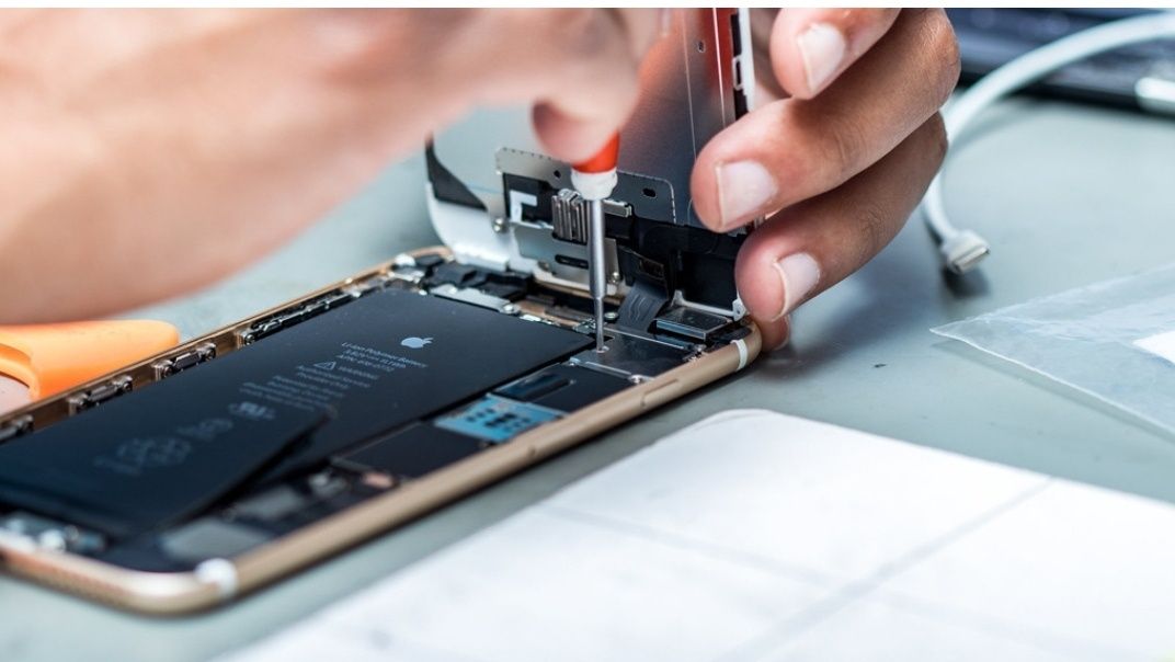 Качественные ремонт телефо Замена дисплей экран Стекло на Айфон Iphone
