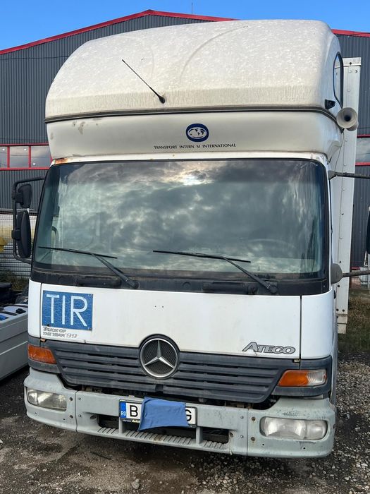 Vand Mercedes Benz 7.5 tone Atego 815