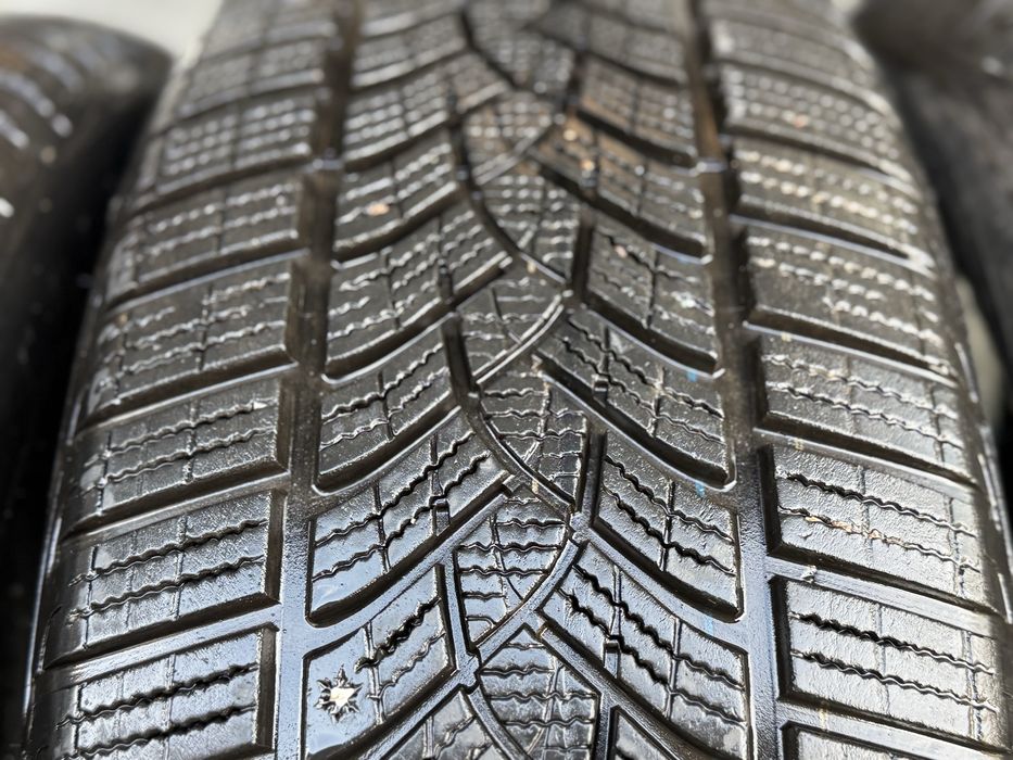 4 Anvelope Iarna Goodyear UltraGrip BMW RunFlat 225/50/17 98H