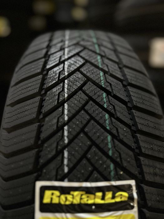 Нови Зимни Гуми Rotalla Setula S130 215/70R15 98T НОВ DOT 2157015