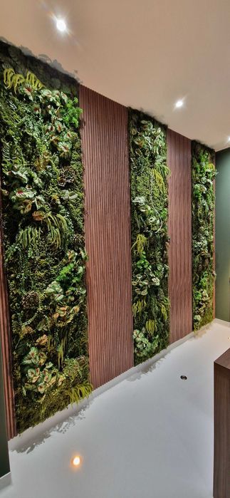 Panou plante artificiale realizat la comanda