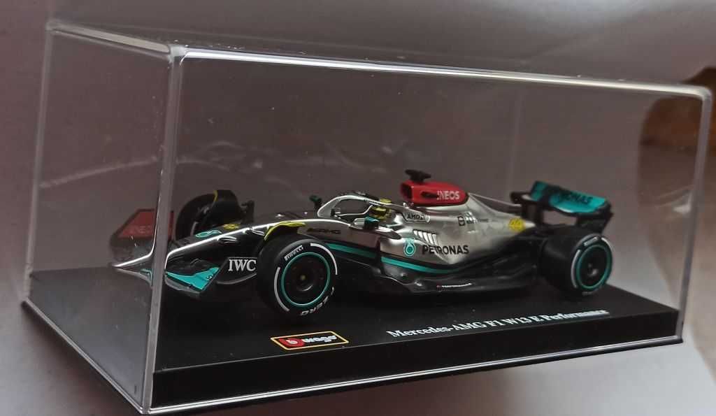 Macheta Mercedes AMG W13 Hamilton Formula 1 2022 - Bburago 1/43 F1