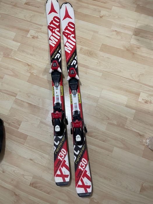 Schiuri Atomic copii 130 cm