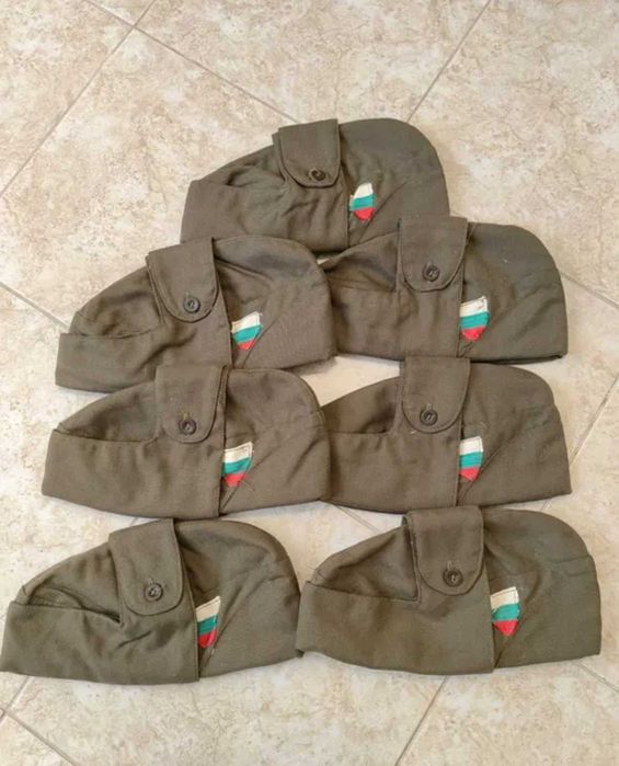 Български Соц Военни Строеви Летни Кепета Шапки 1970те г