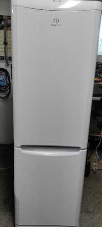 Хладилник с фризер Indesit BAAN 13