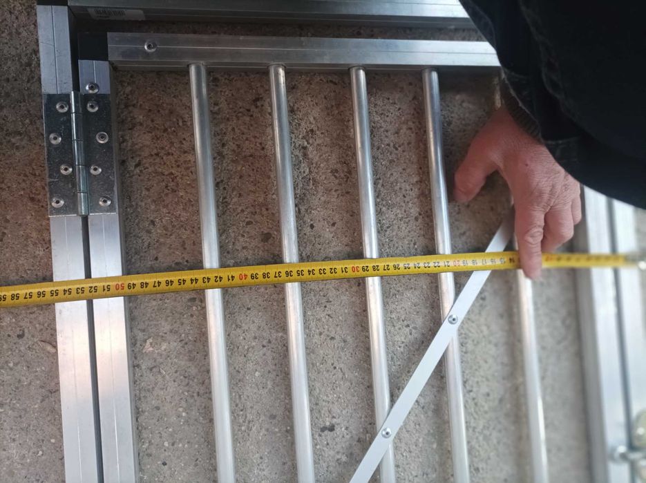 Транспортна клетка за големи кучета