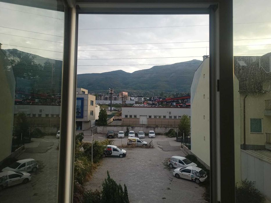 Тристаен апартамент кв. Кръстова вада