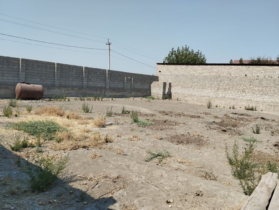 Участка сотилади 6 сотих