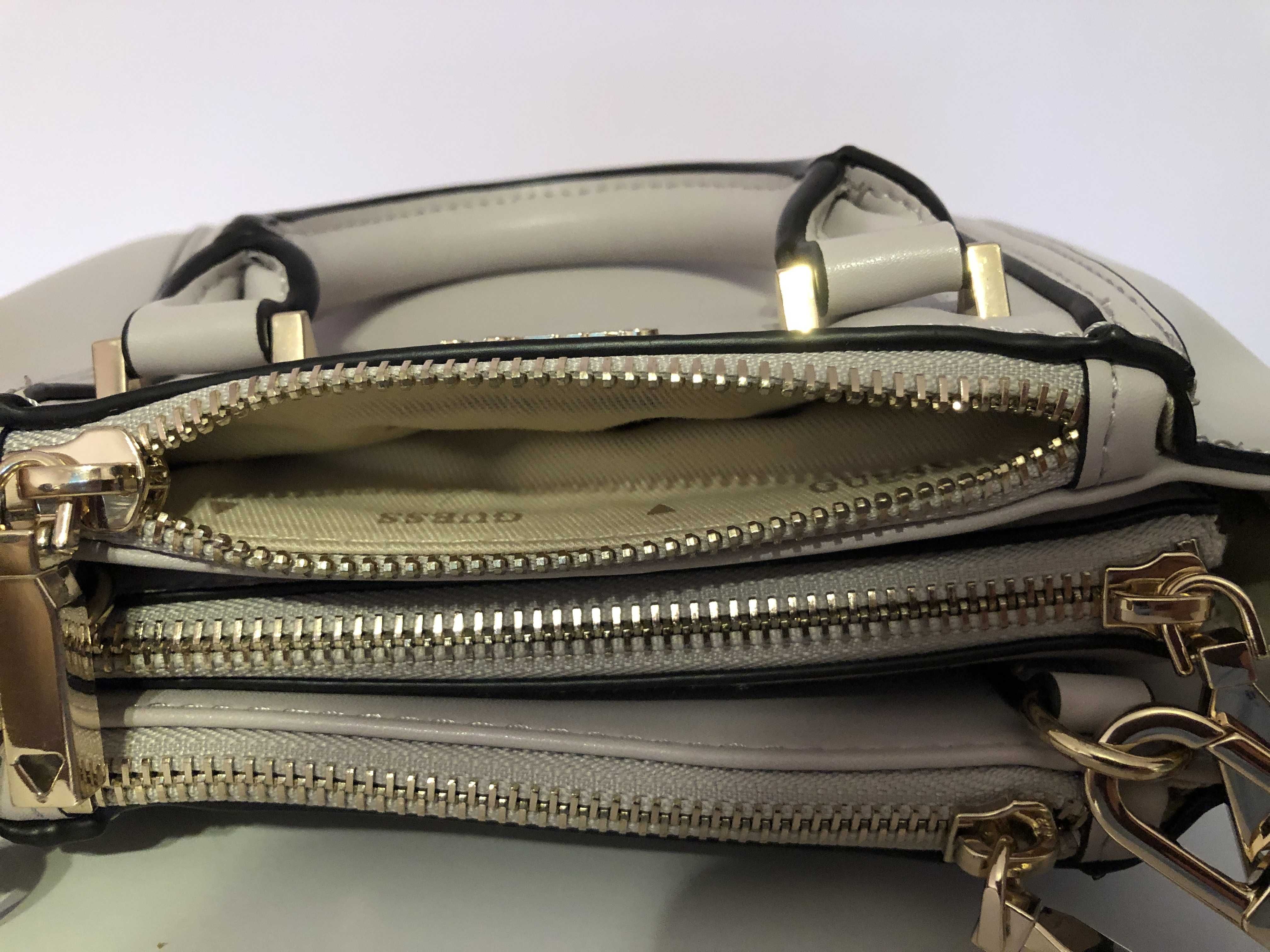 Оригинална дамска чанта Guess Leie