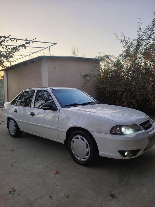 nexia2 lyuks konditsioner sotiladi.