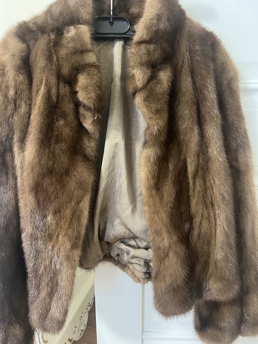 Blanita deosebita de nurca