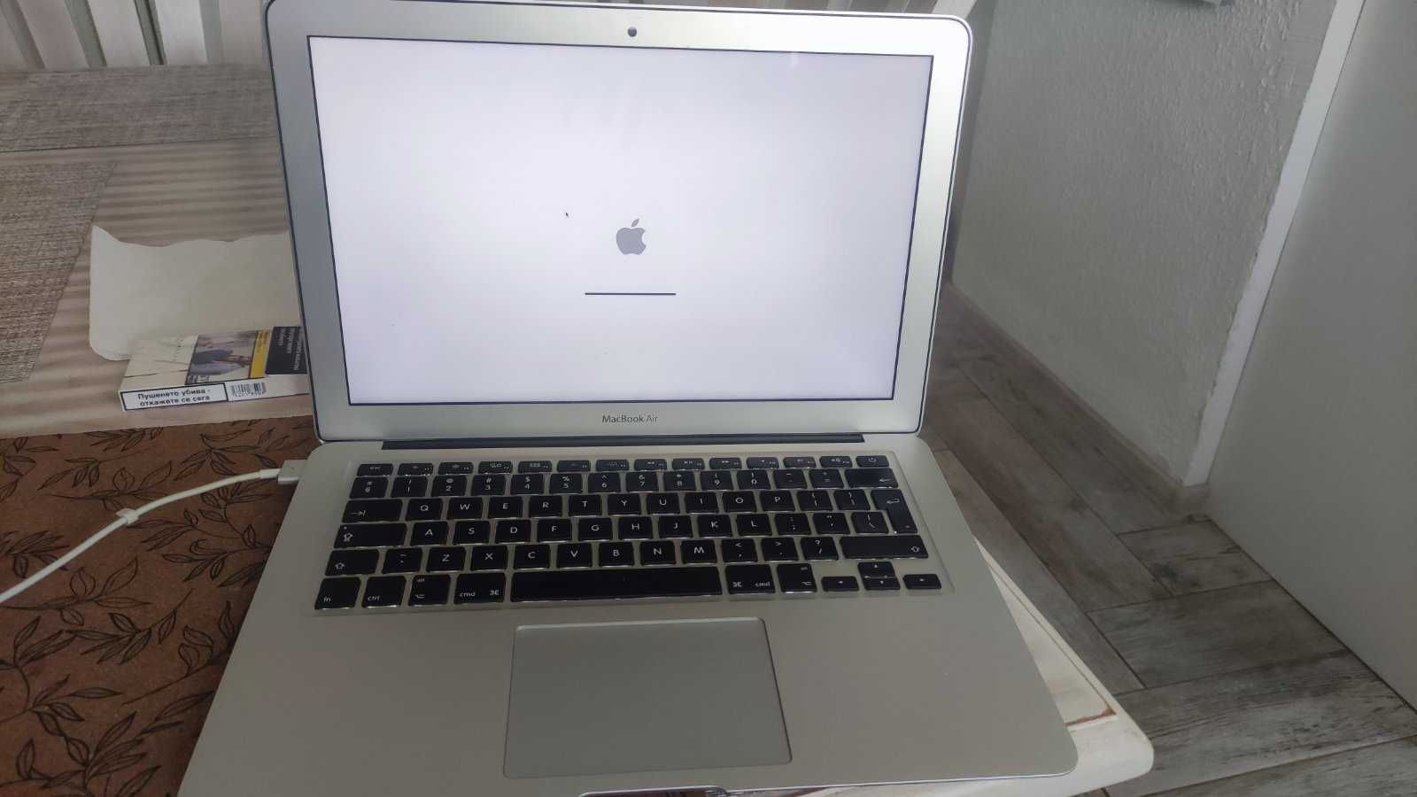 MacBook Air 13,3 A1466 mid 2012 отличен