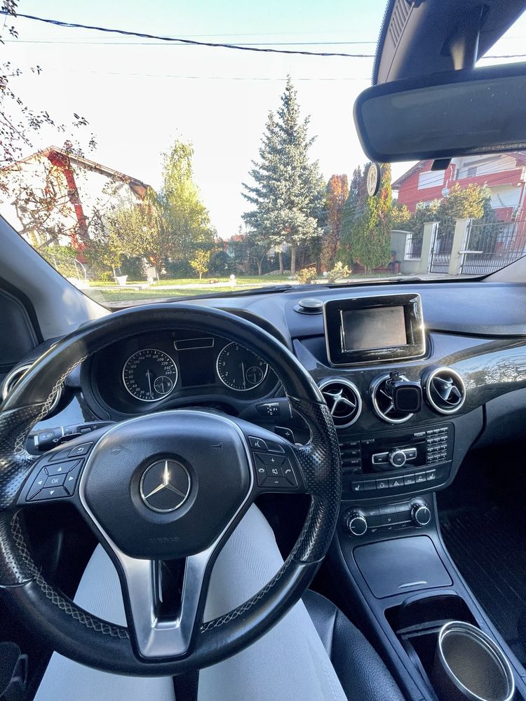 Vand Mercedes B Class 2015 CNG (bio gaz)