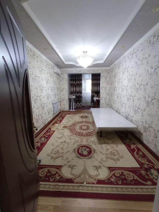 3 xonali kvartira sotiladi