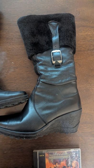 Продам кожаные зимние сапожки