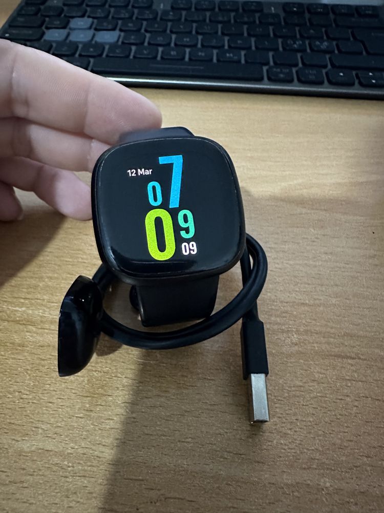 Smartwatch Fitbit Versa 3