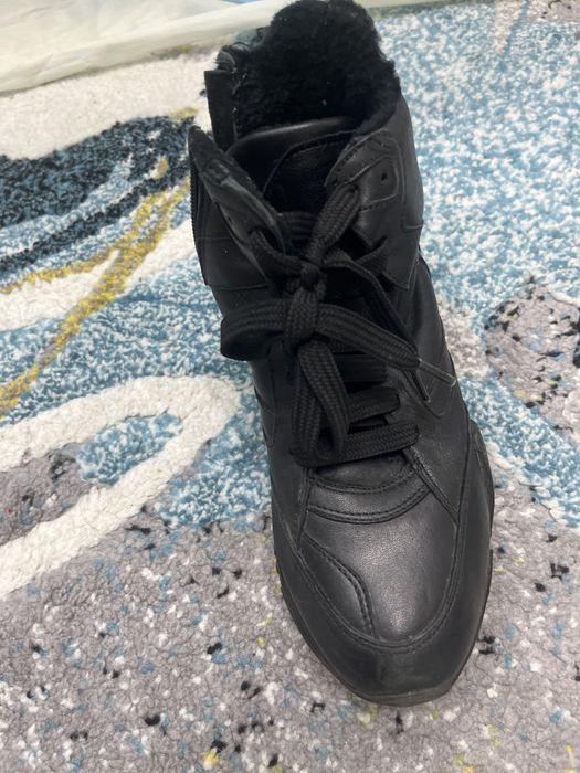 Продам обувь 38 размера вся в отличном состоянии каждая по 5-7 тыс