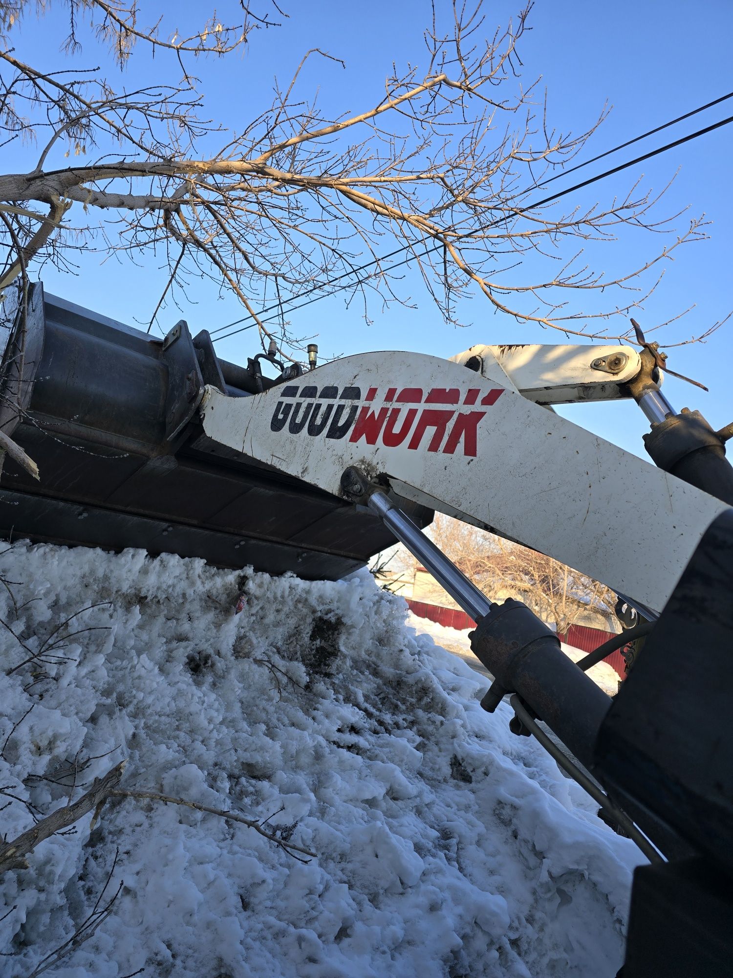 Погрузчик Goodworg LX280 F  1. 5 куб.