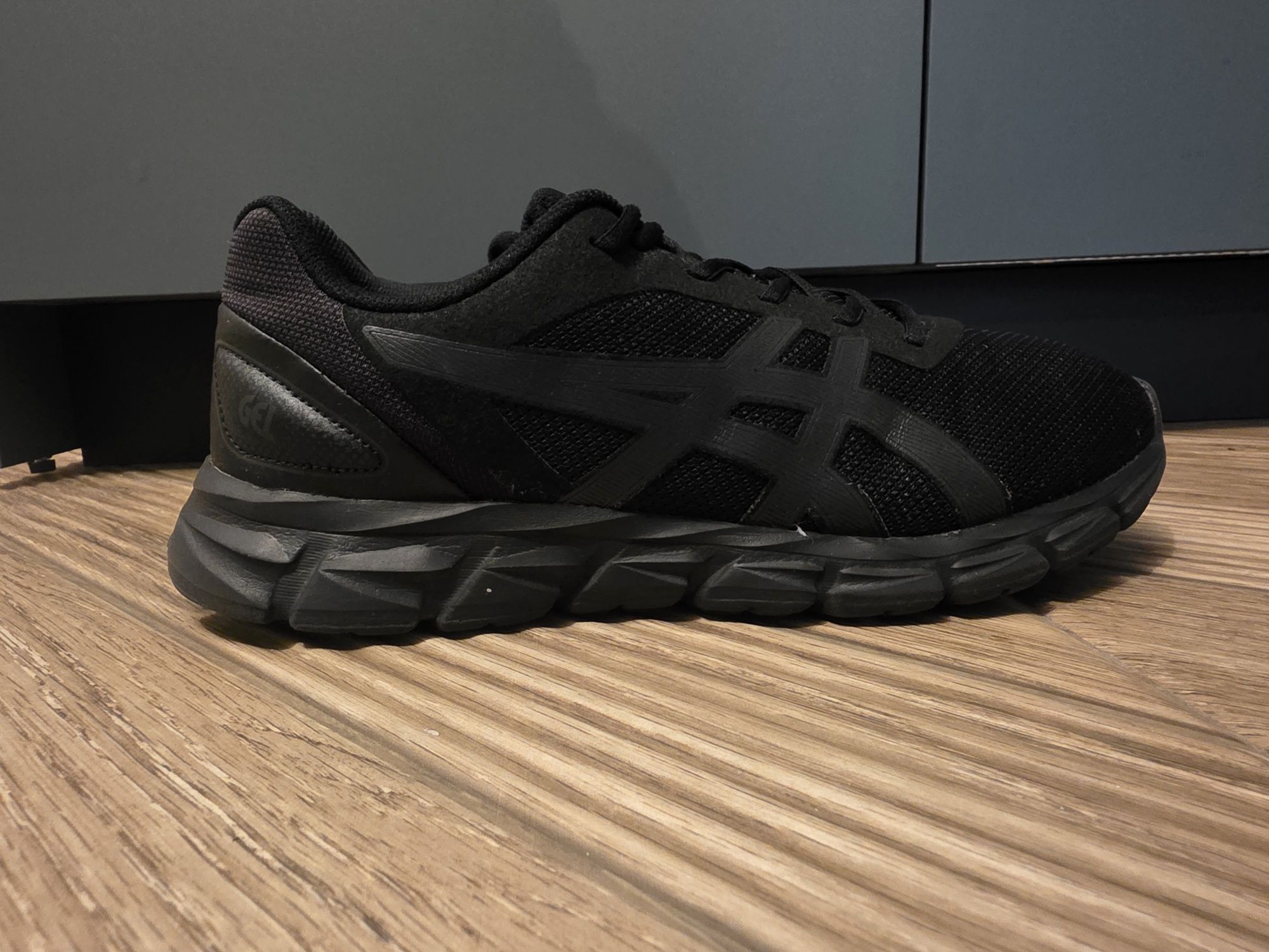 Мъжки маратонки ASICS Резервирани  !