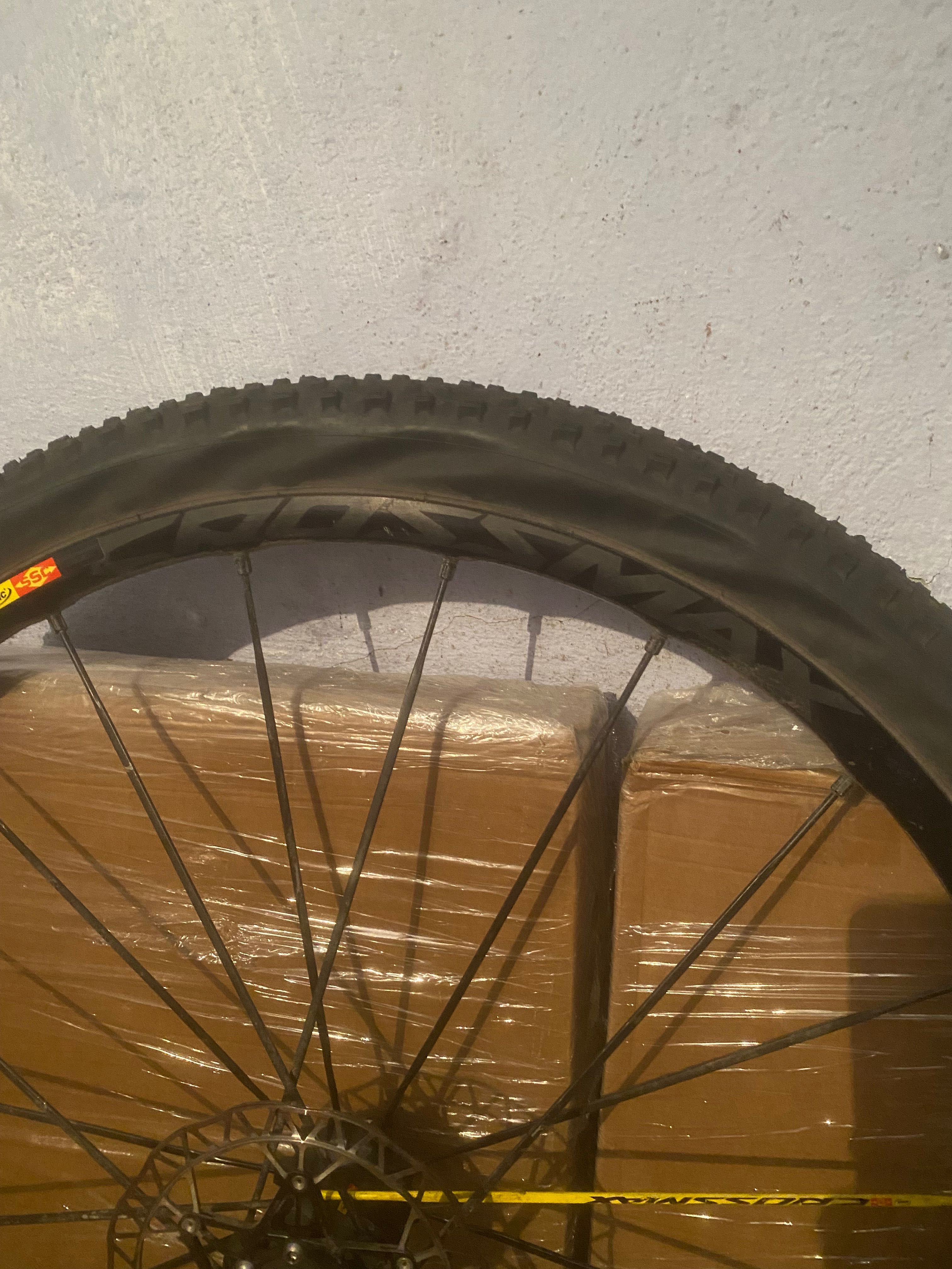 Roti Carbon Lefty 29”