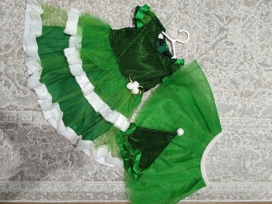 Продам новогодний костюм