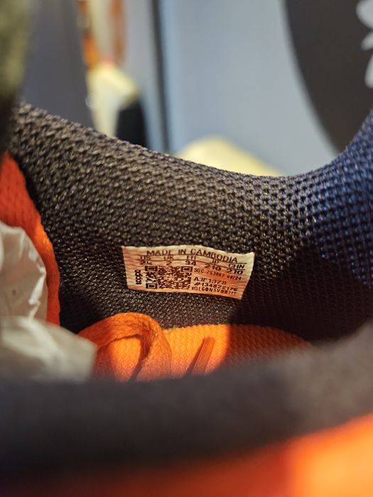 Ghete fotbal sala Copii ADIDAS
F50 LEAGUE IN J IF1369