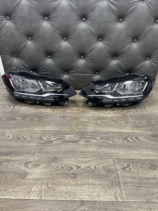 Vw Golf Sportsvan фар фарове ляв и десен лед