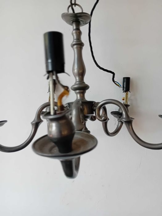 Lustra eleganta rustica cu 5 brate.