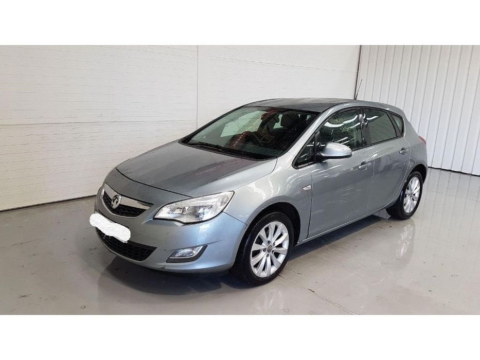 Compresor AC clima Opel Astra J 2012 Hatchback 1.7 CDTI LPV/A17DTJ