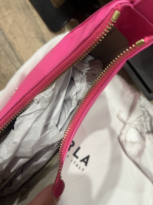 Нова оригинална FURLA