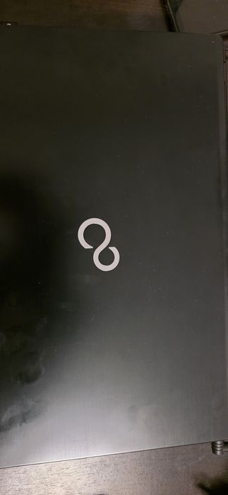 Laptop Fujitsu AH552 - stare excelenta