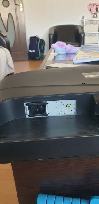 Vand monitor pc bun