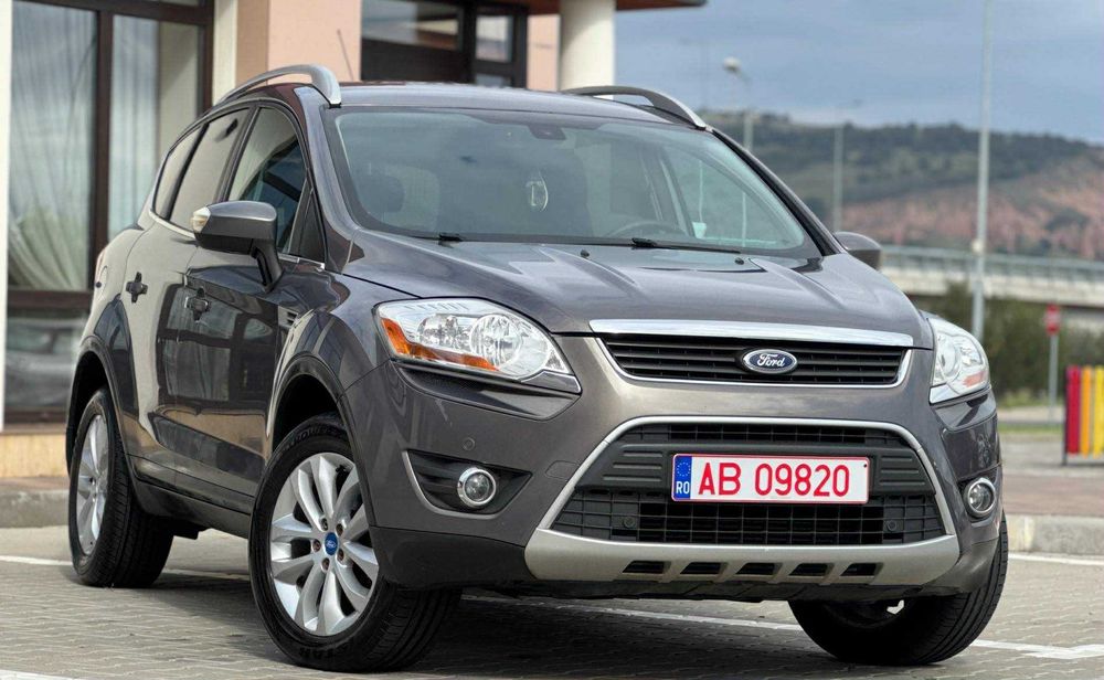 Vând Ford kuga an fabricație 2011