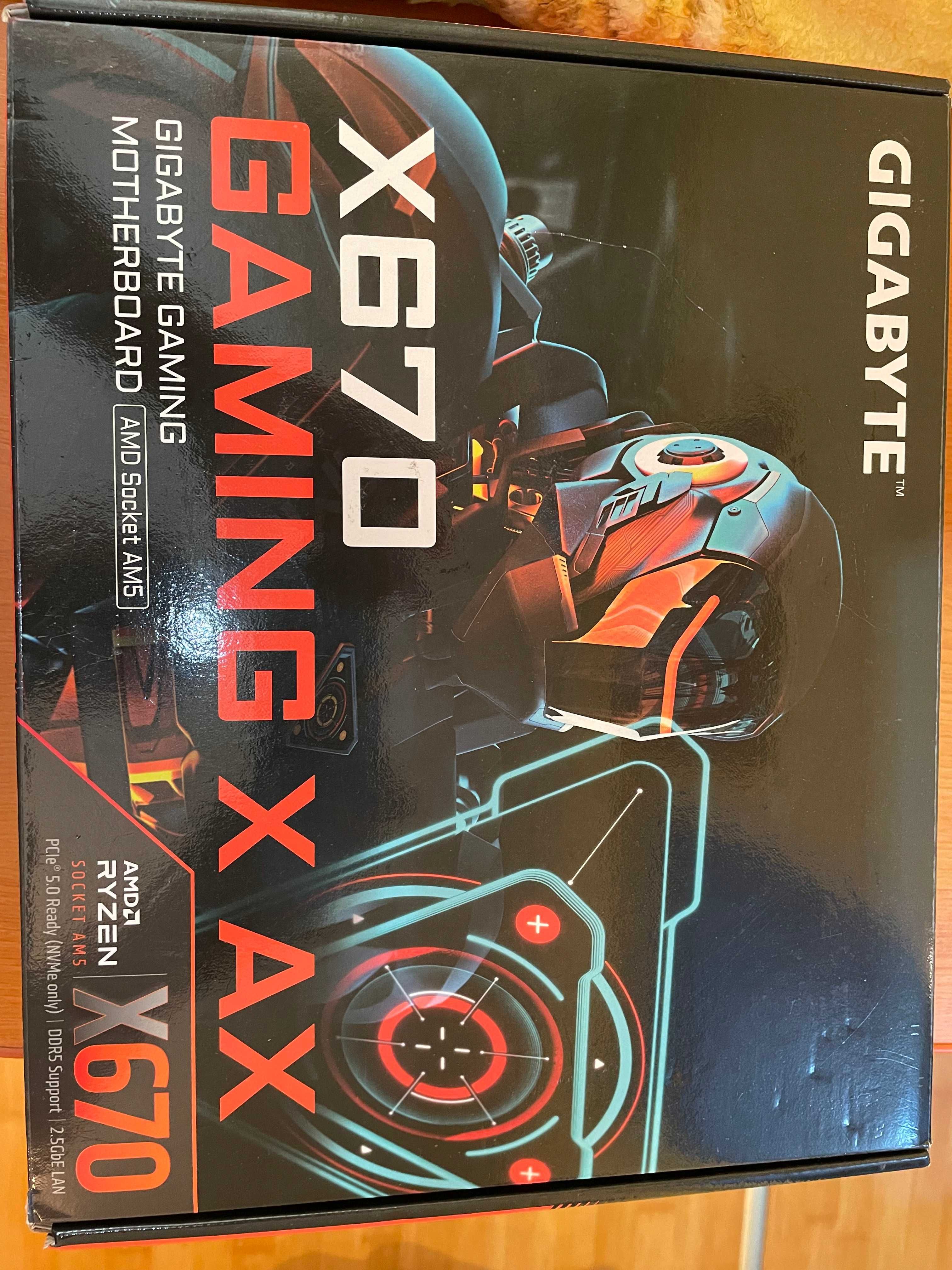 Placa de baza GIGABYTE X670 GAMING X AX