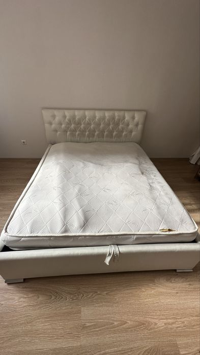 Продам кровать 2х спальнюю