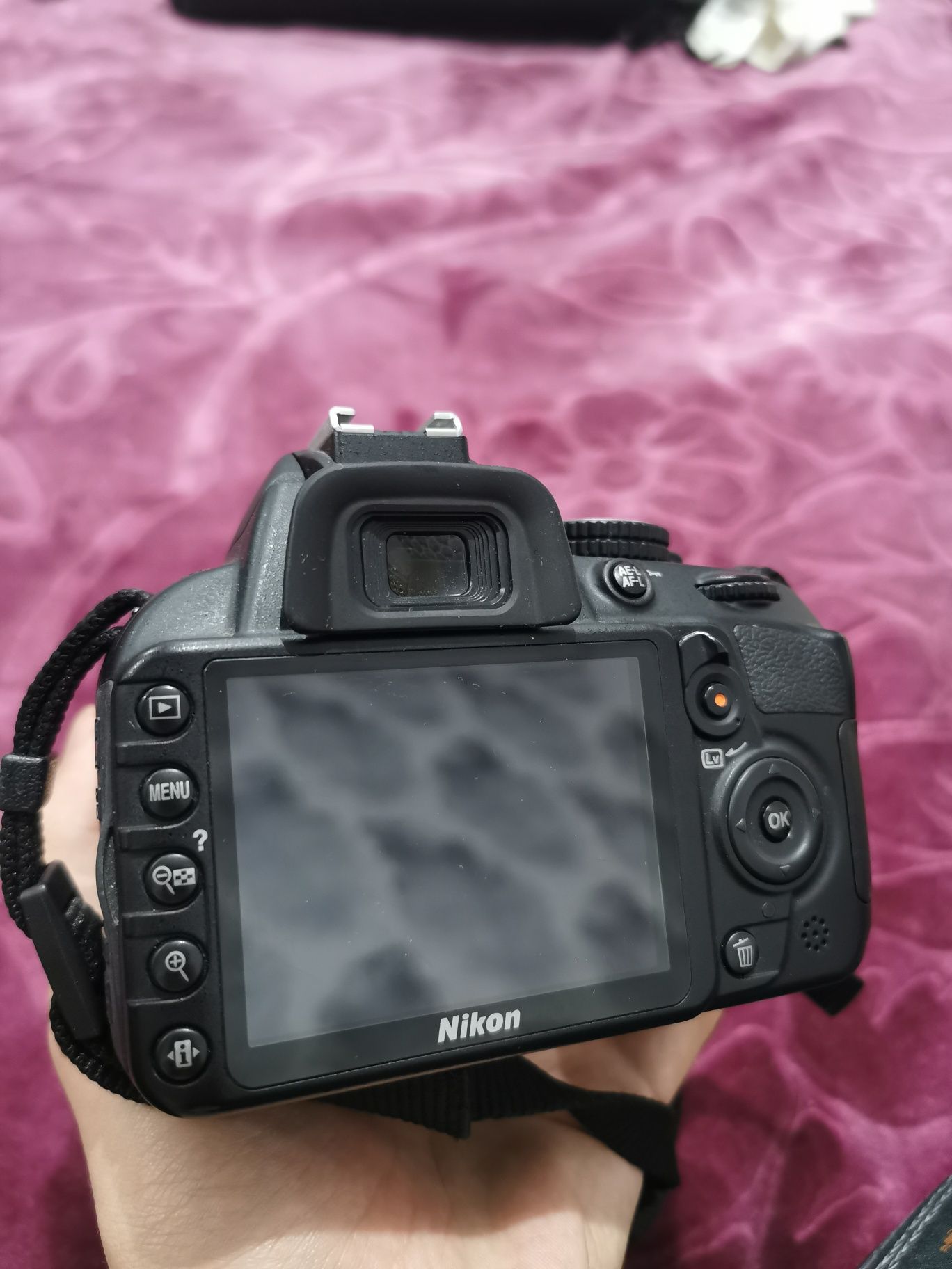 Nikon d3100 cu obiectiv