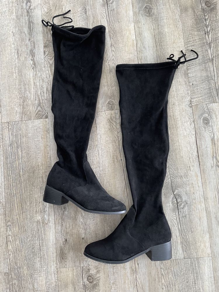 Cizme negre lungi