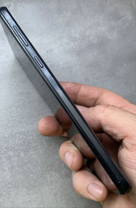 Samsung A20E, 32Gb sau A03 Core, 32Gb, baterie 5A cu RAM de 2Gb