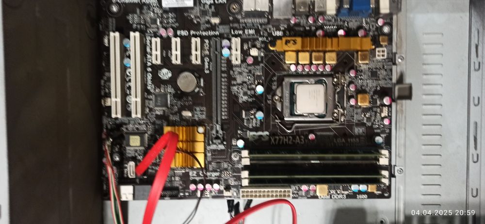 Компьютер недособраный