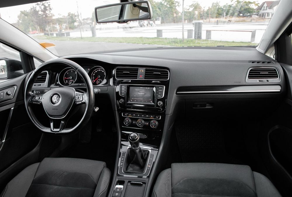 Golf 7  4-motion 2014 2.0 diesel manual pentru pretentiosi