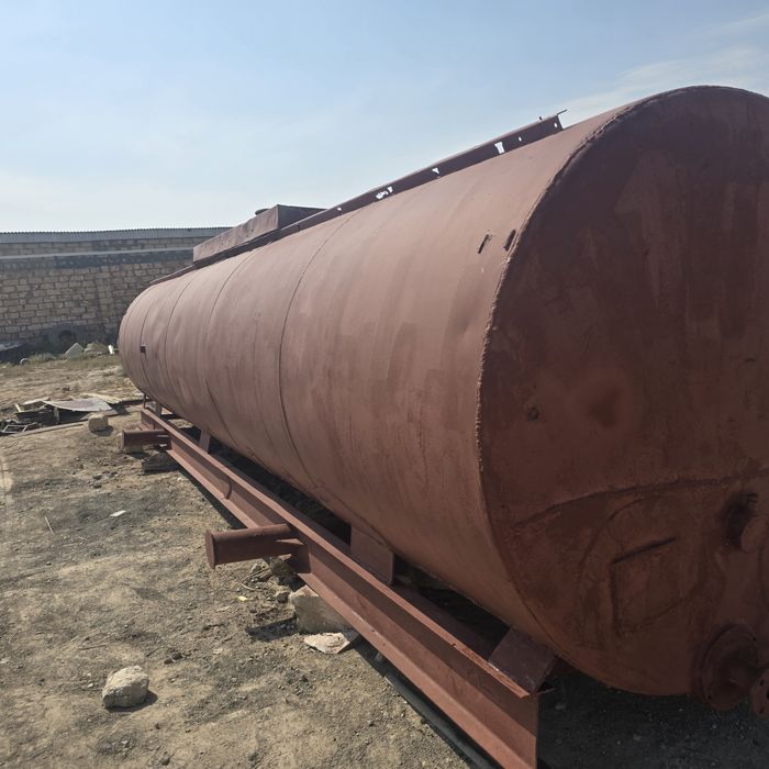 Емкость под гсм, под воду в хорошем состоянии 17 куб