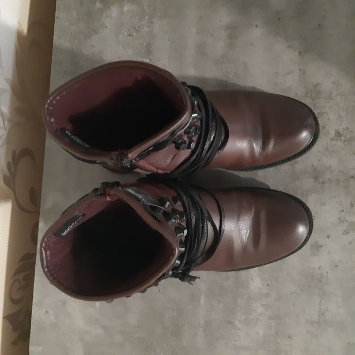 Vand cizme damă marimea 38