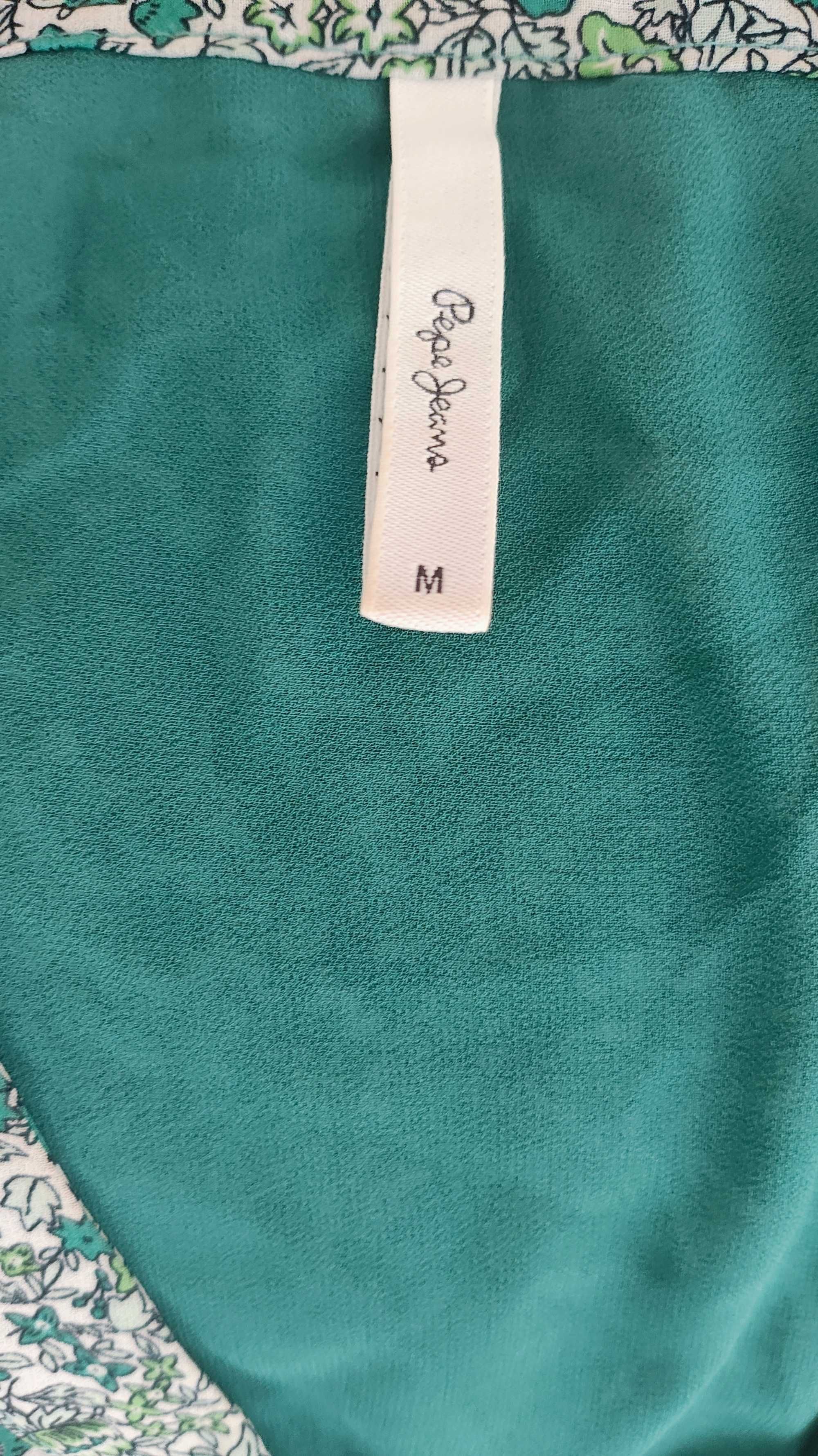 Рокля Pepe jeans.