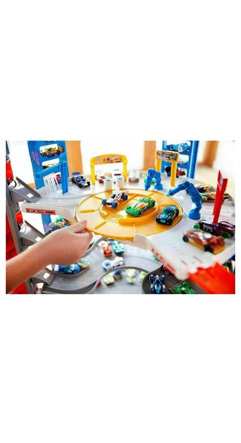 Hot Wheels City Ultimate Garage, Car Track, Super Mega Parking